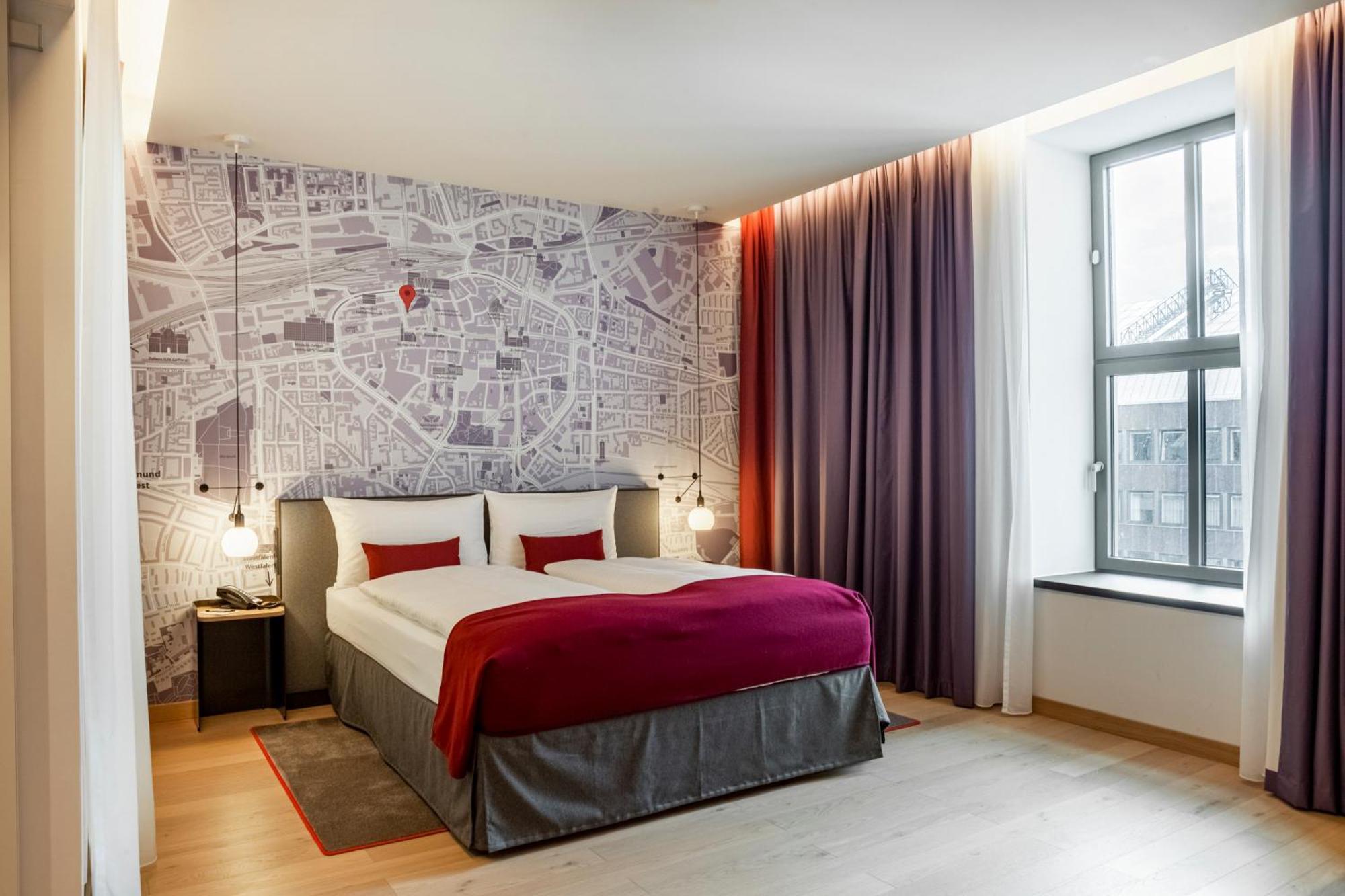 Intercityhotel Hotel 4*