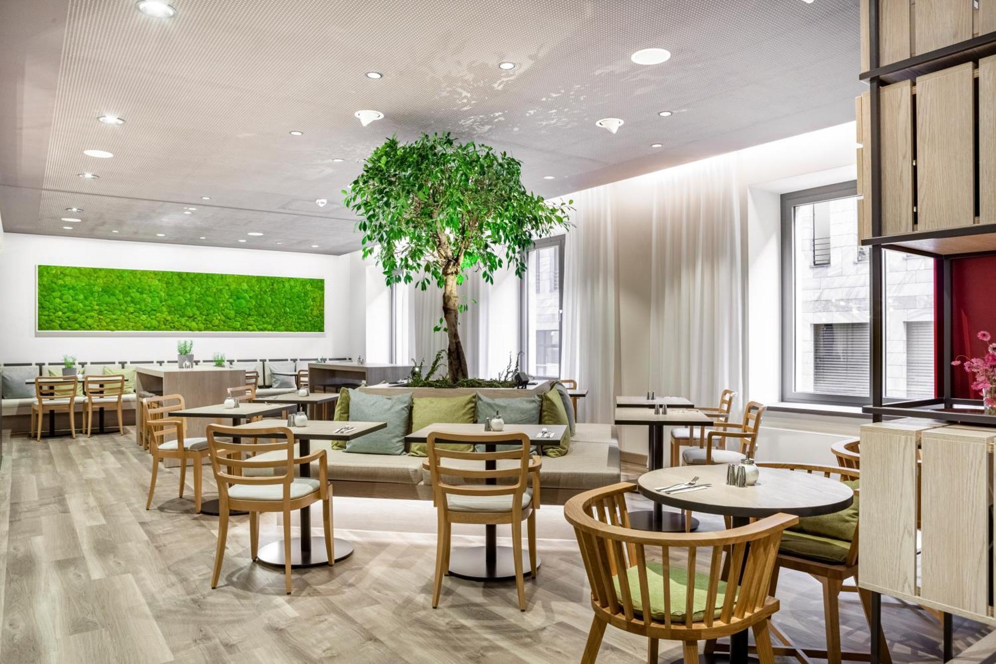 Intercityhotel Hotel
