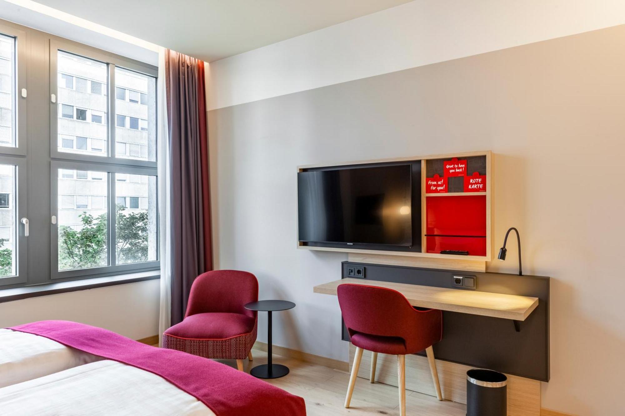 Intercityhotel 4*